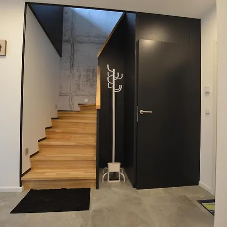 Am - Steinhaeubl アパート *